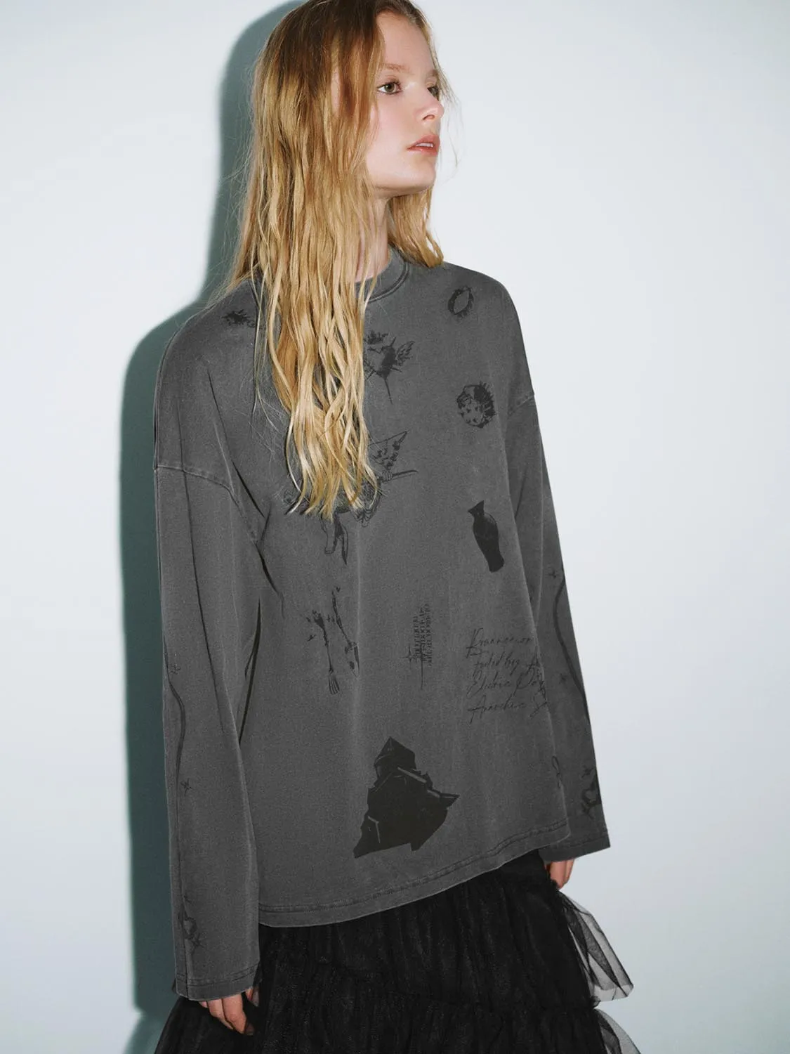 Printed Crew Neck Loose T-Shirts sold by Urban Revivo product image thumbnail 2