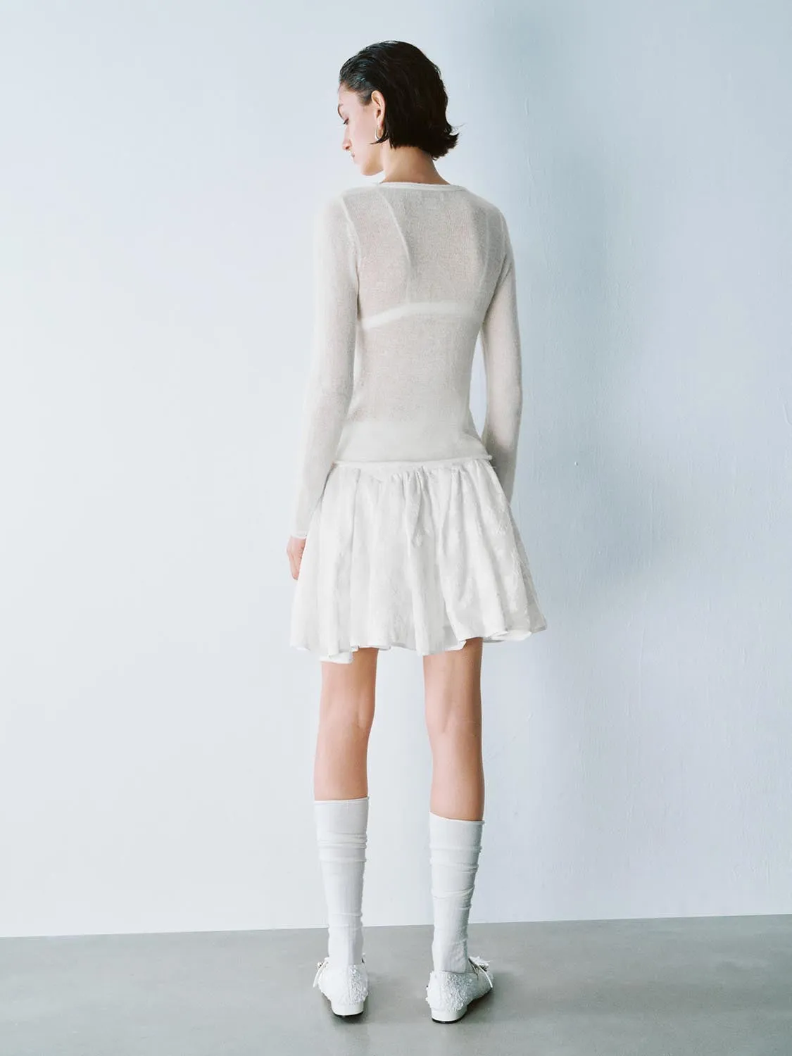 Flower Decor Knitted T-Shirts sold by Urban Revivo product image thumbnail 5