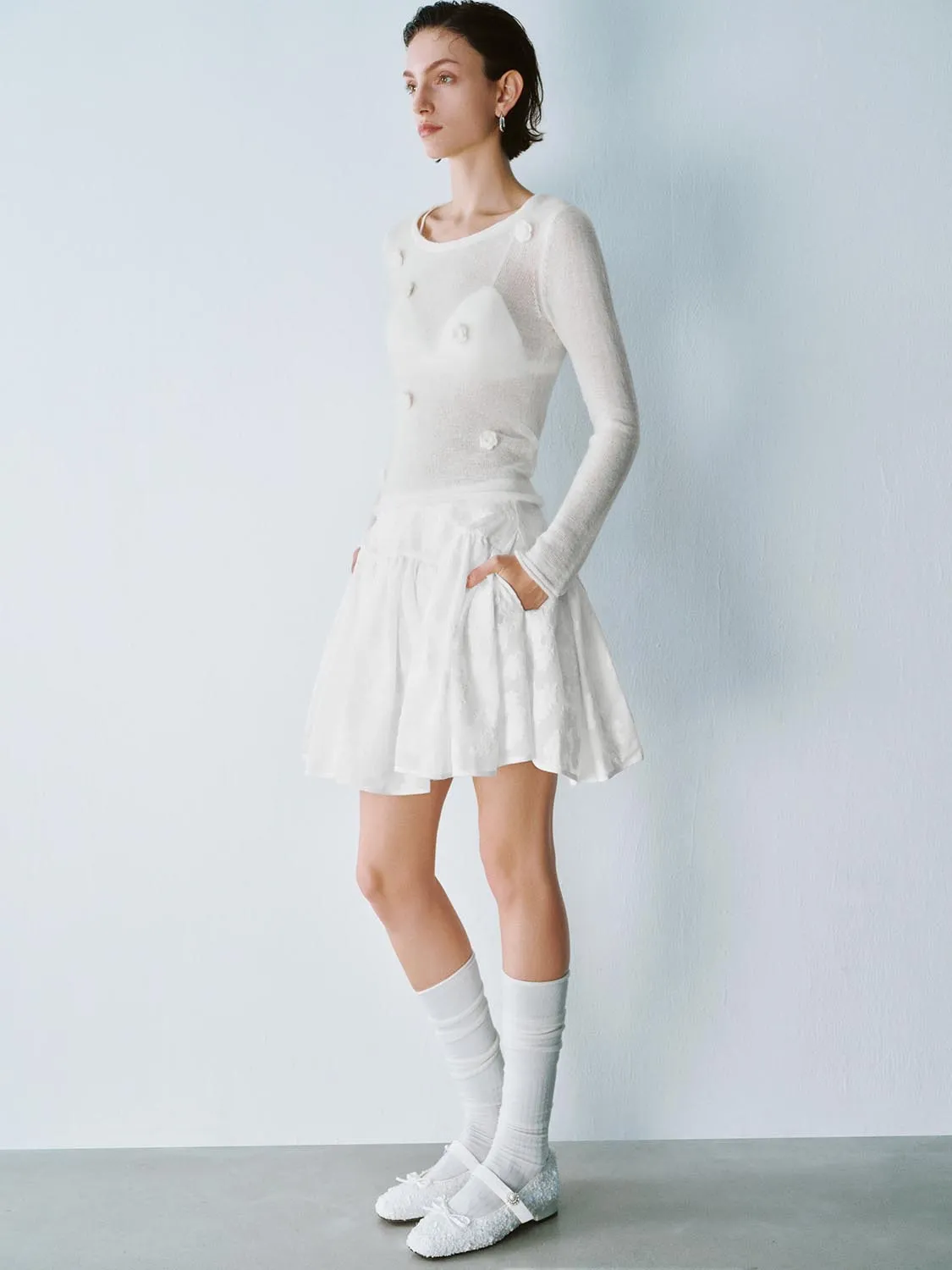 Flower Decor Knitted T-Shirts sold by Urban Revivo product image thumbnail 3