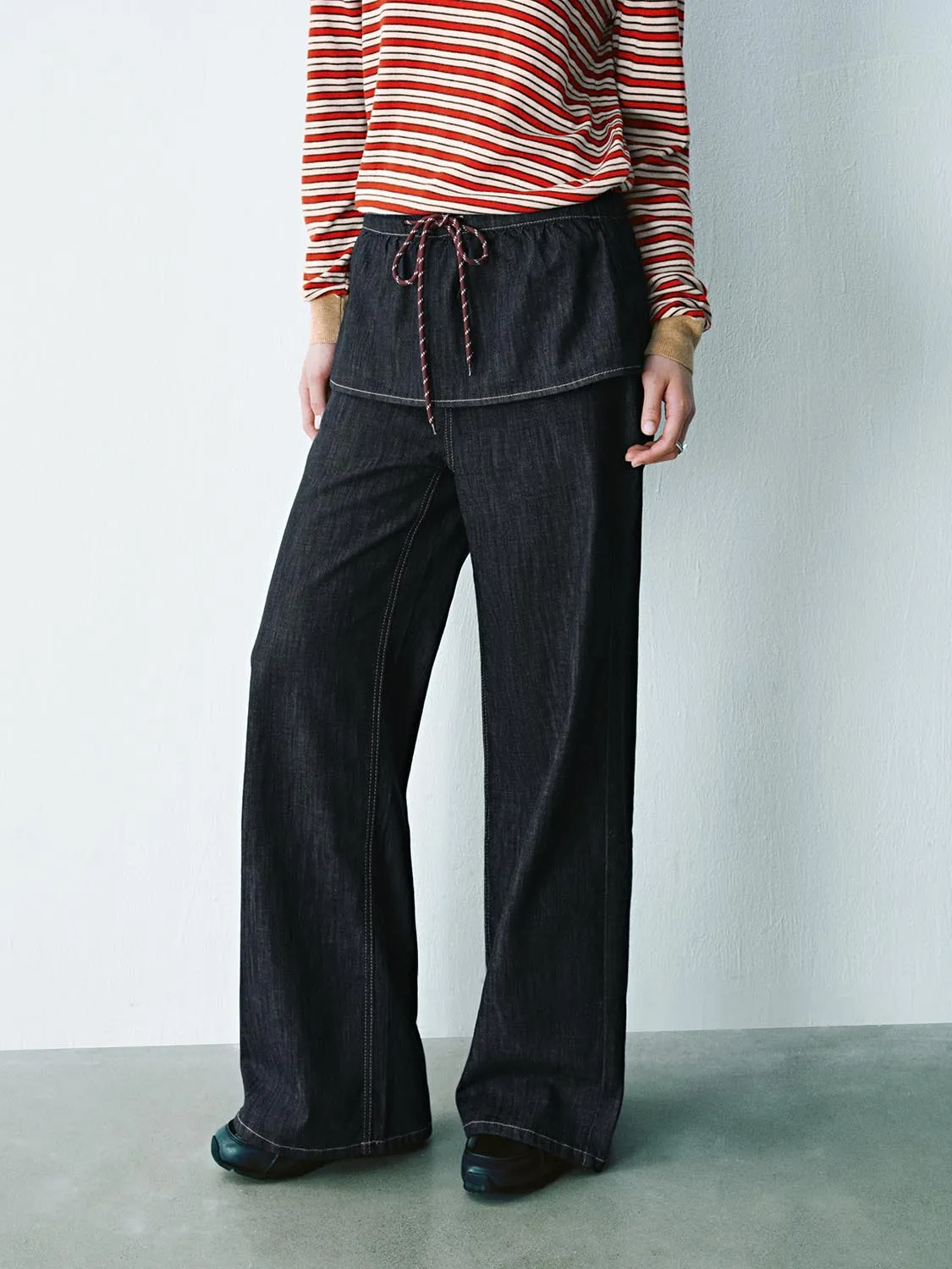 Elastic 2 In 1 Denim Jeans sold by Urban Revivo product image thumbnail 3