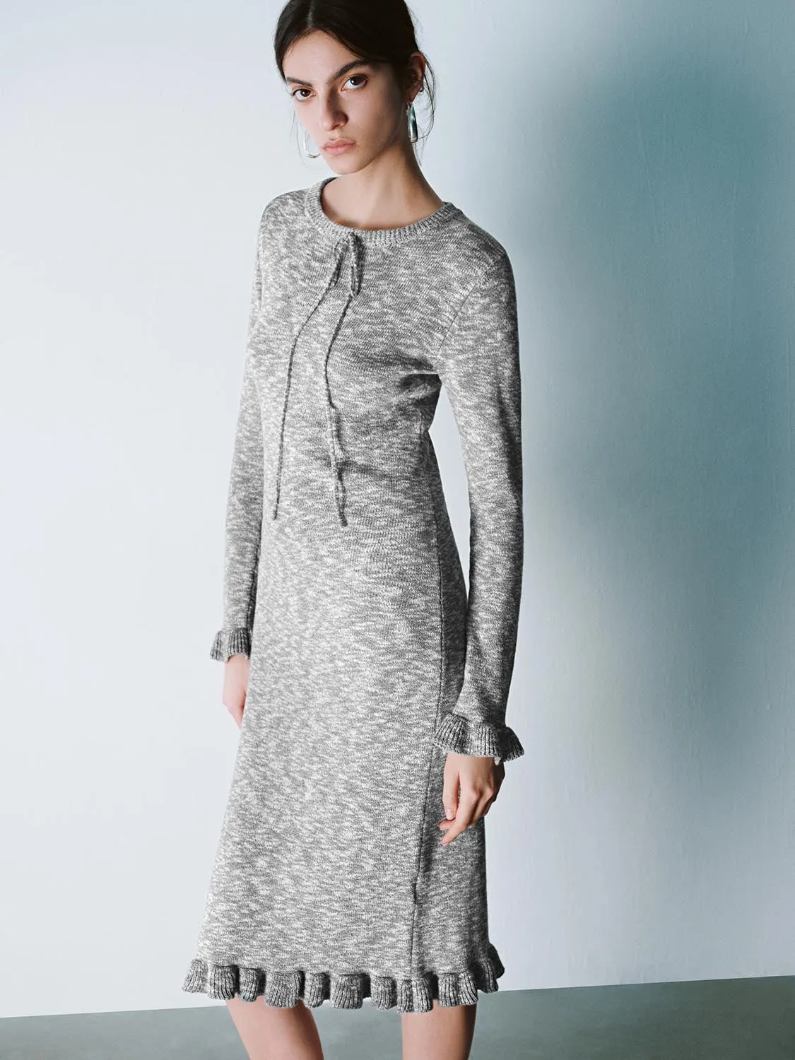 Skinny Ruffle Hem Knitted Dresses sold by Urban Revivo product image thumbnail 4