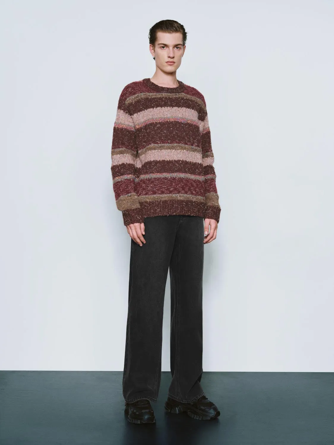 Crew Neck Striped Knitted T-Shirts sold by Urban Revivo product image thumbnail 4