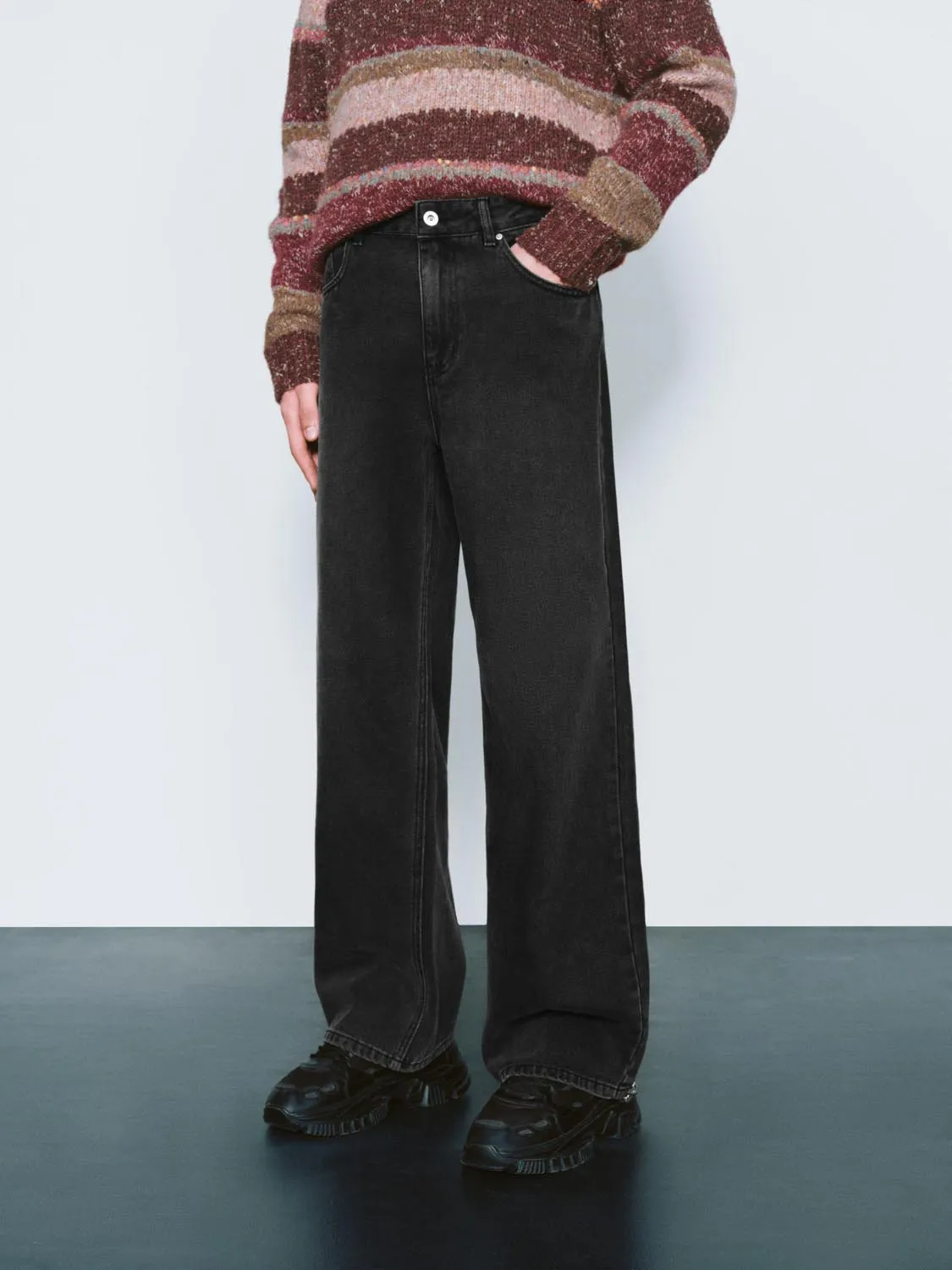 Regular Denim Jeans sold by Urban Revivo product image thumbnail 3