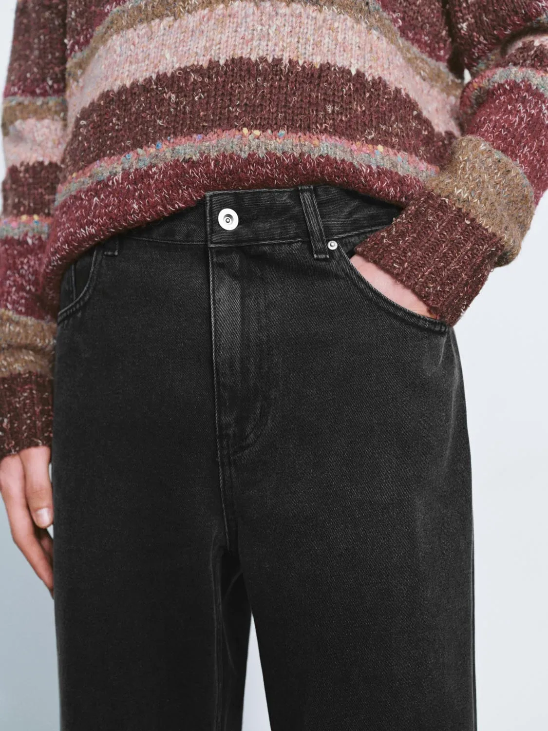 Regular Denim Jeans sold by Urban Revivo product image thumbnail 4