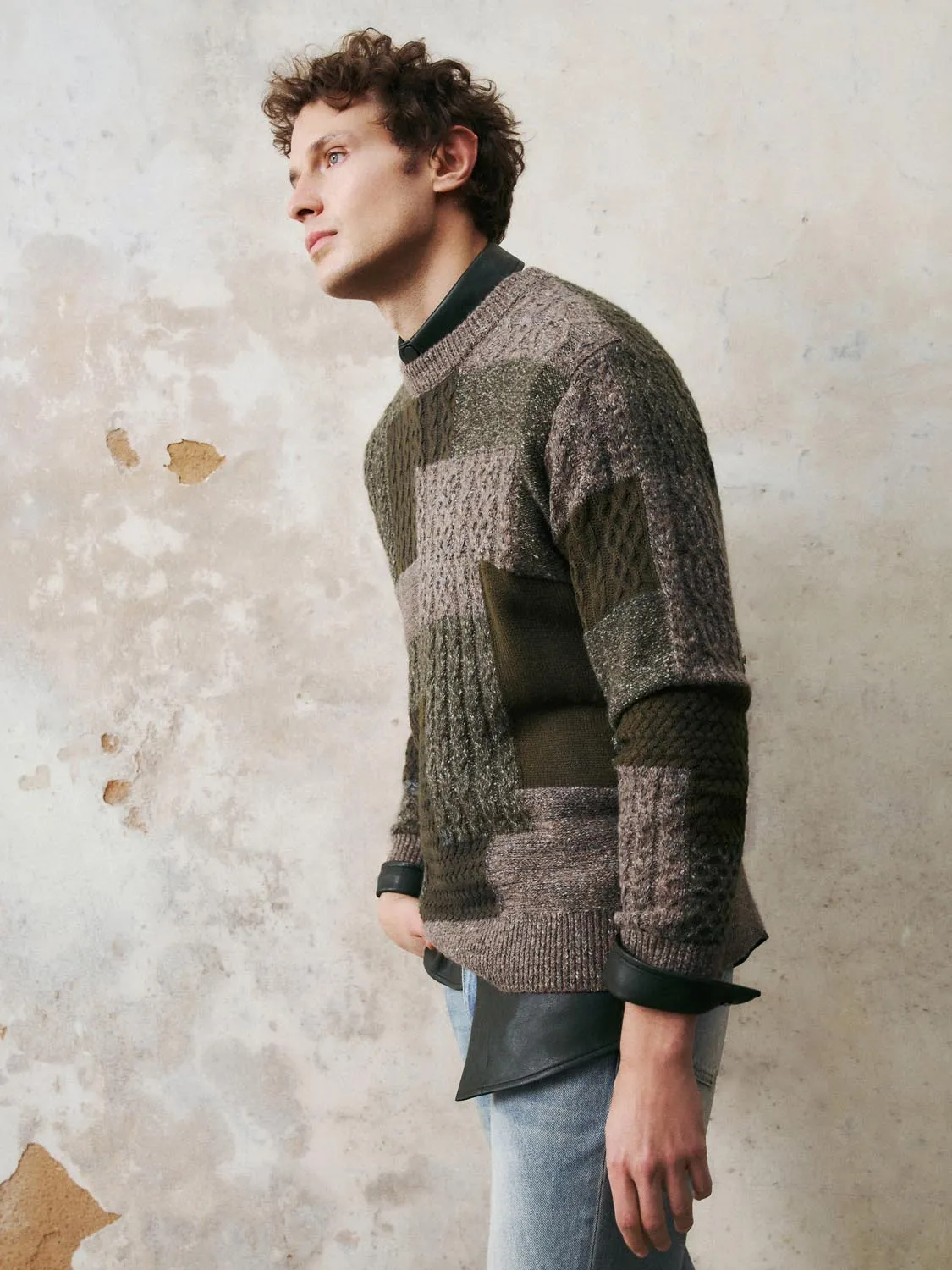 Colorblocks Pattern Knitted T-Shirts sold by Urban Revivo product image thumbnail 2