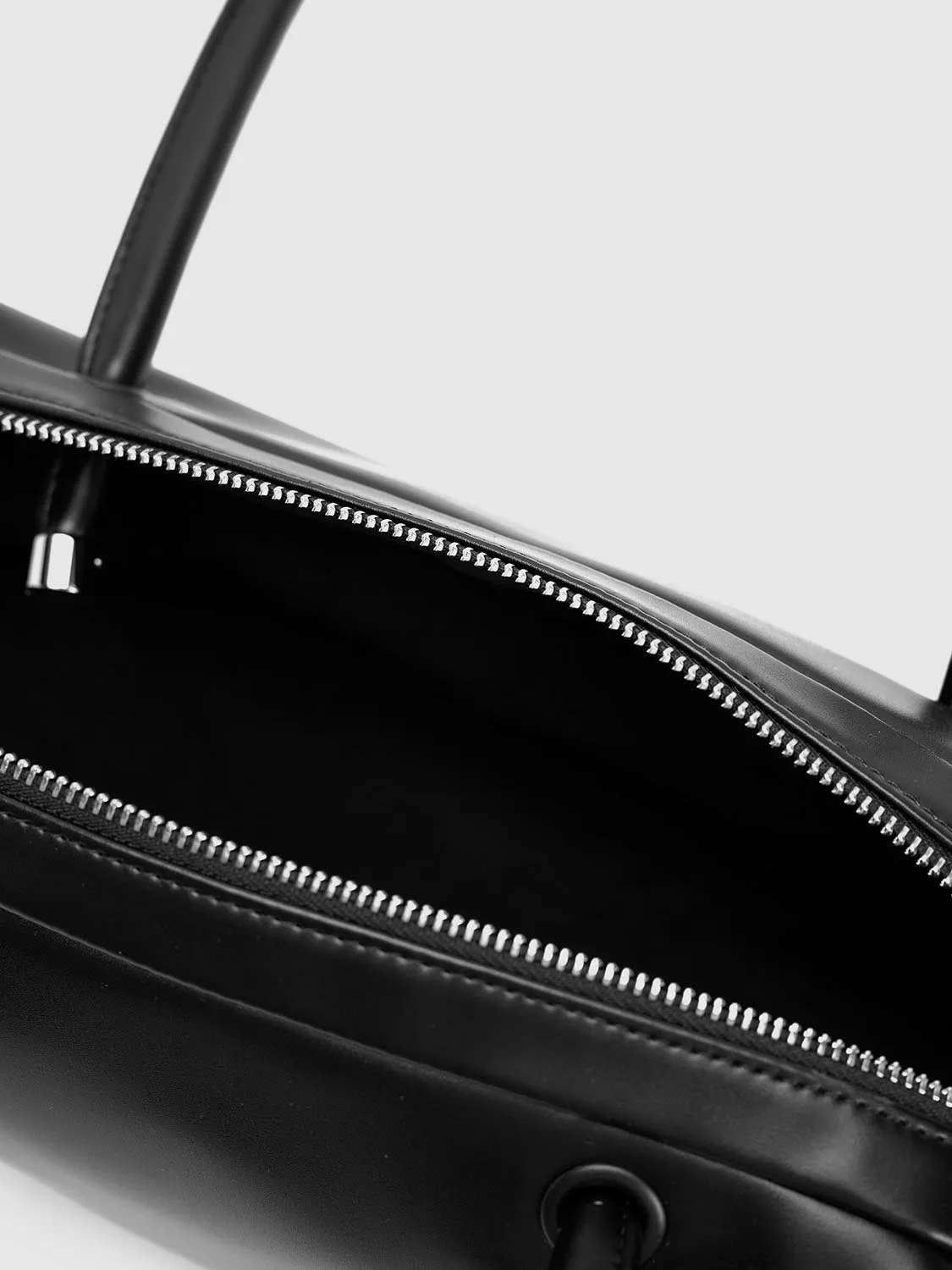 Shoulder Bags sold by Urban Revivo product image thumbnail 5