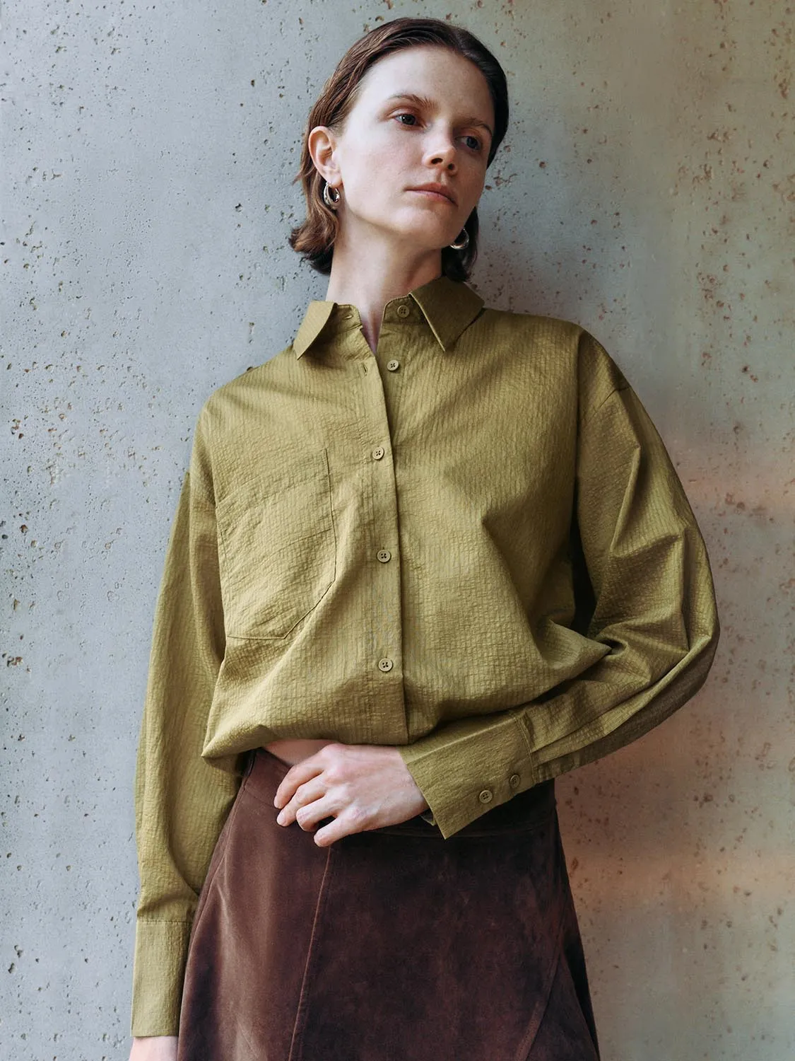 Cropped Button Up Overhead Shirts sold by Urban Revivo product image thumbnail 4