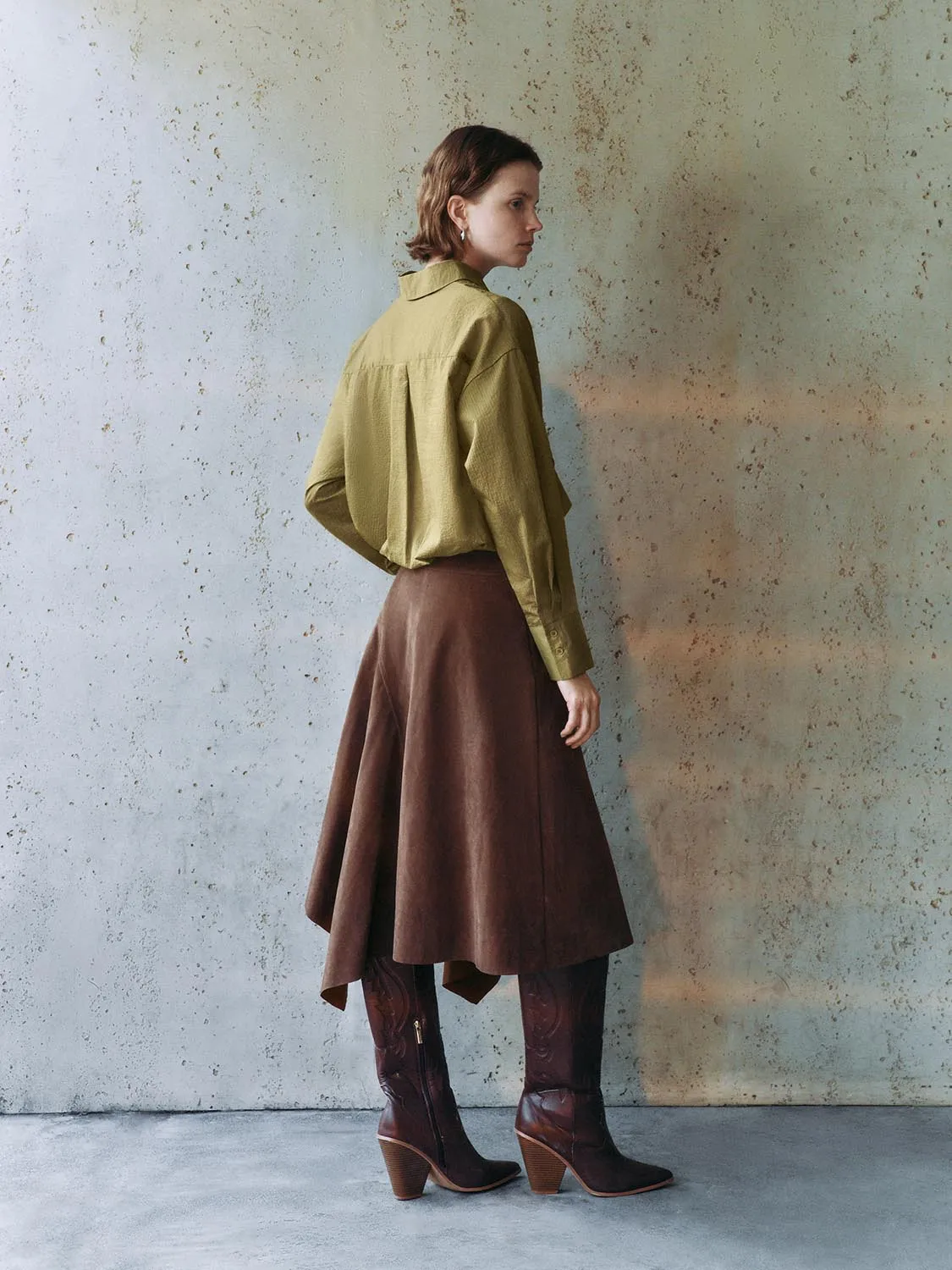 Cropped Button Up Overhead Shirts sold by Urban Revivo product image thumbnail 5