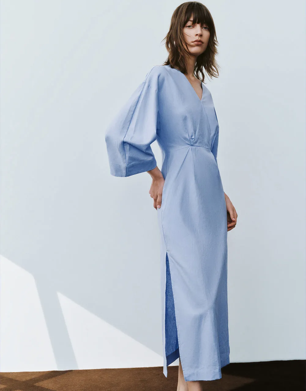 Surplice Front Straight Dress sold by Urban Revivo product image thumbnail 3
