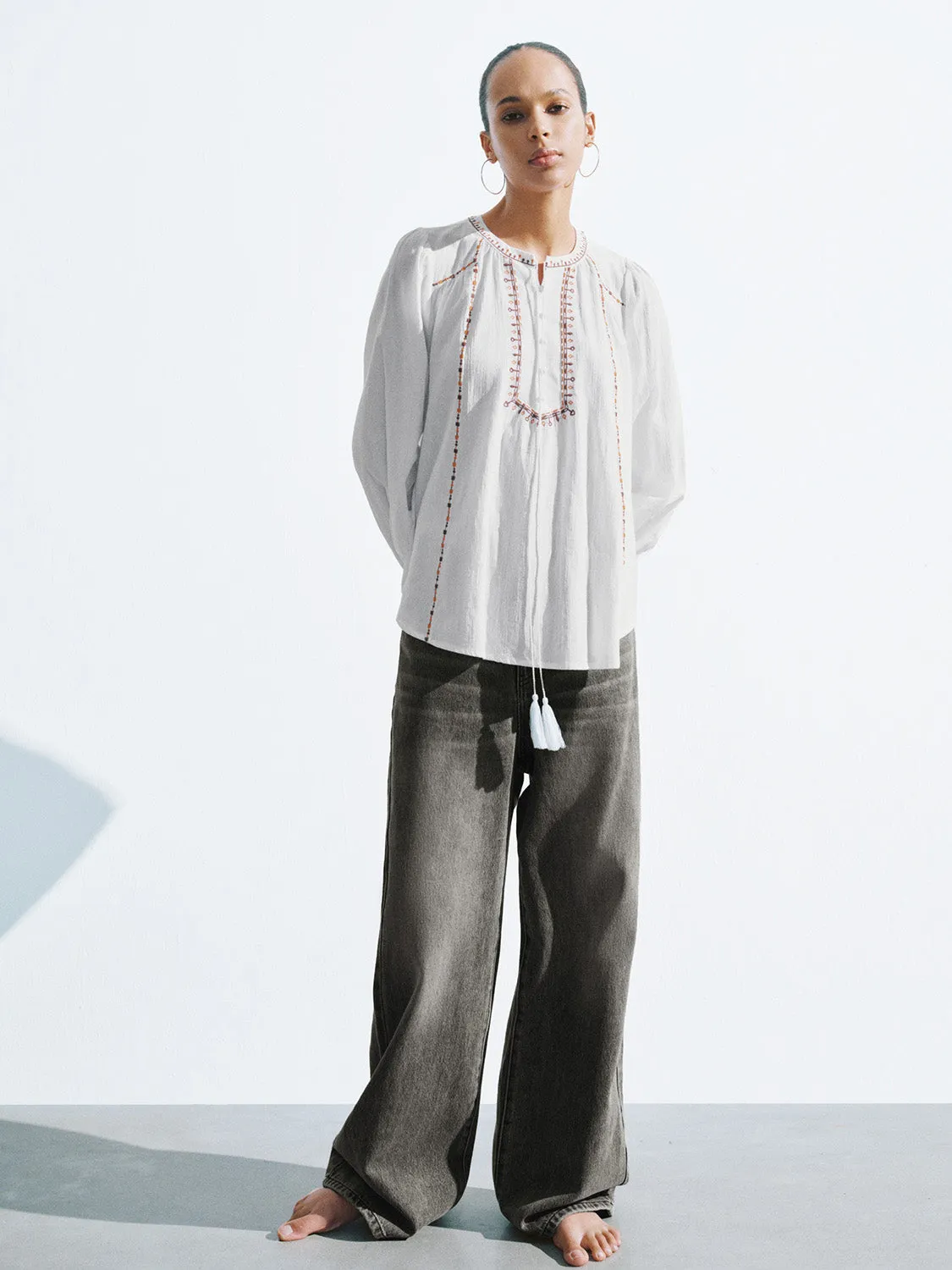 Crew Neck Overhead Shirt sold by Urban Revivo product image thumbnail 4