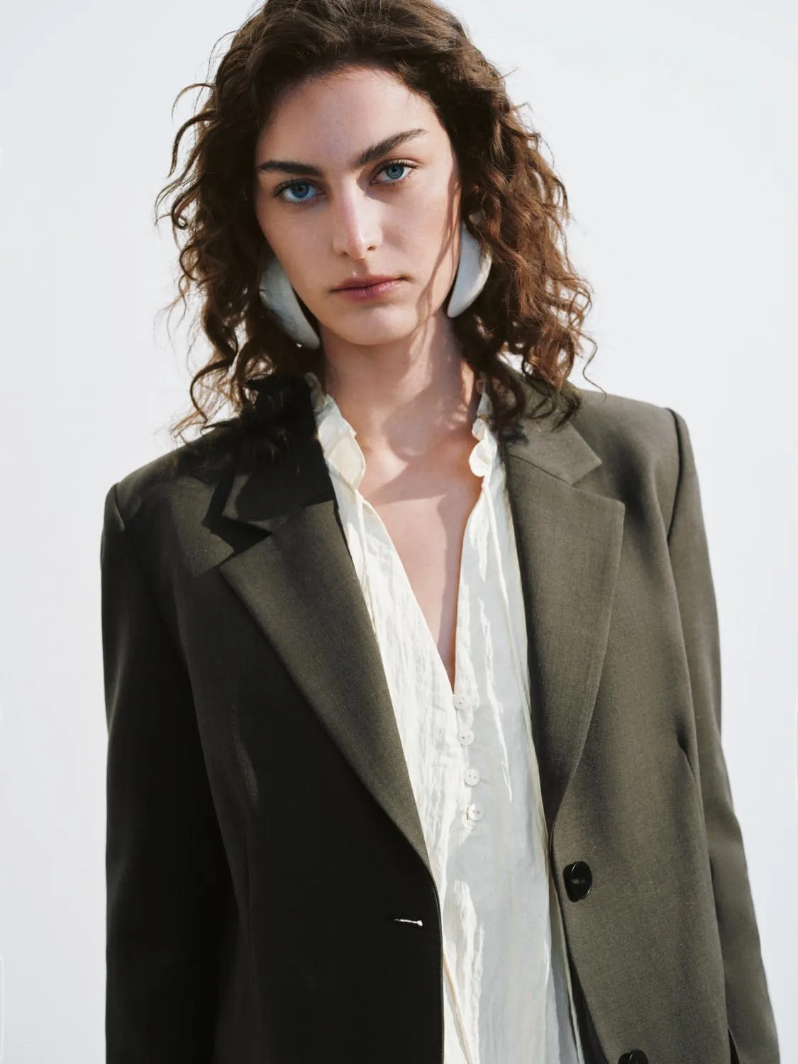 Notched Collar Blazers sold by Urban Revivo product image thumbnail 3