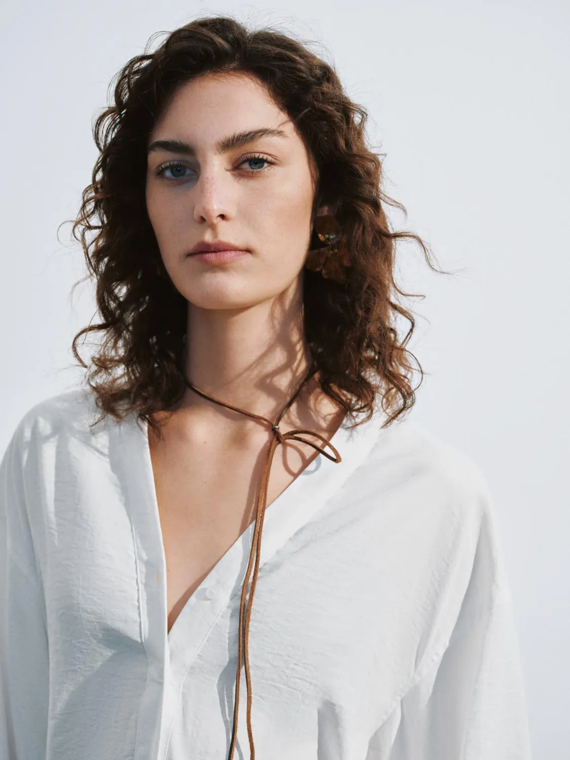 V-Neck Loose Shirts sold by Urban Revivo product image thumbnail 3