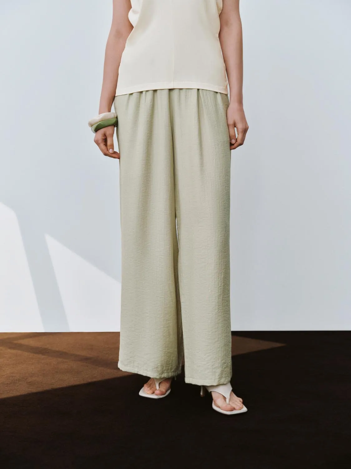 Loose Wide-Leg Pants sold by Urban Revivo product image thumbnail 2