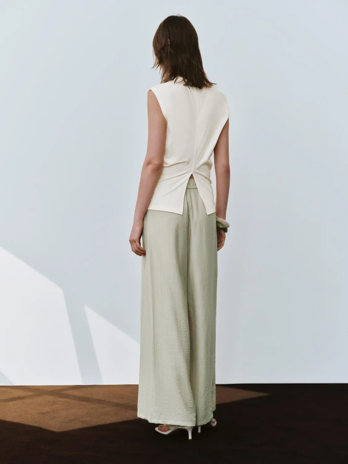 Loose Wide-Leg Pants sold by Urban Revivo product image thumbnail 5