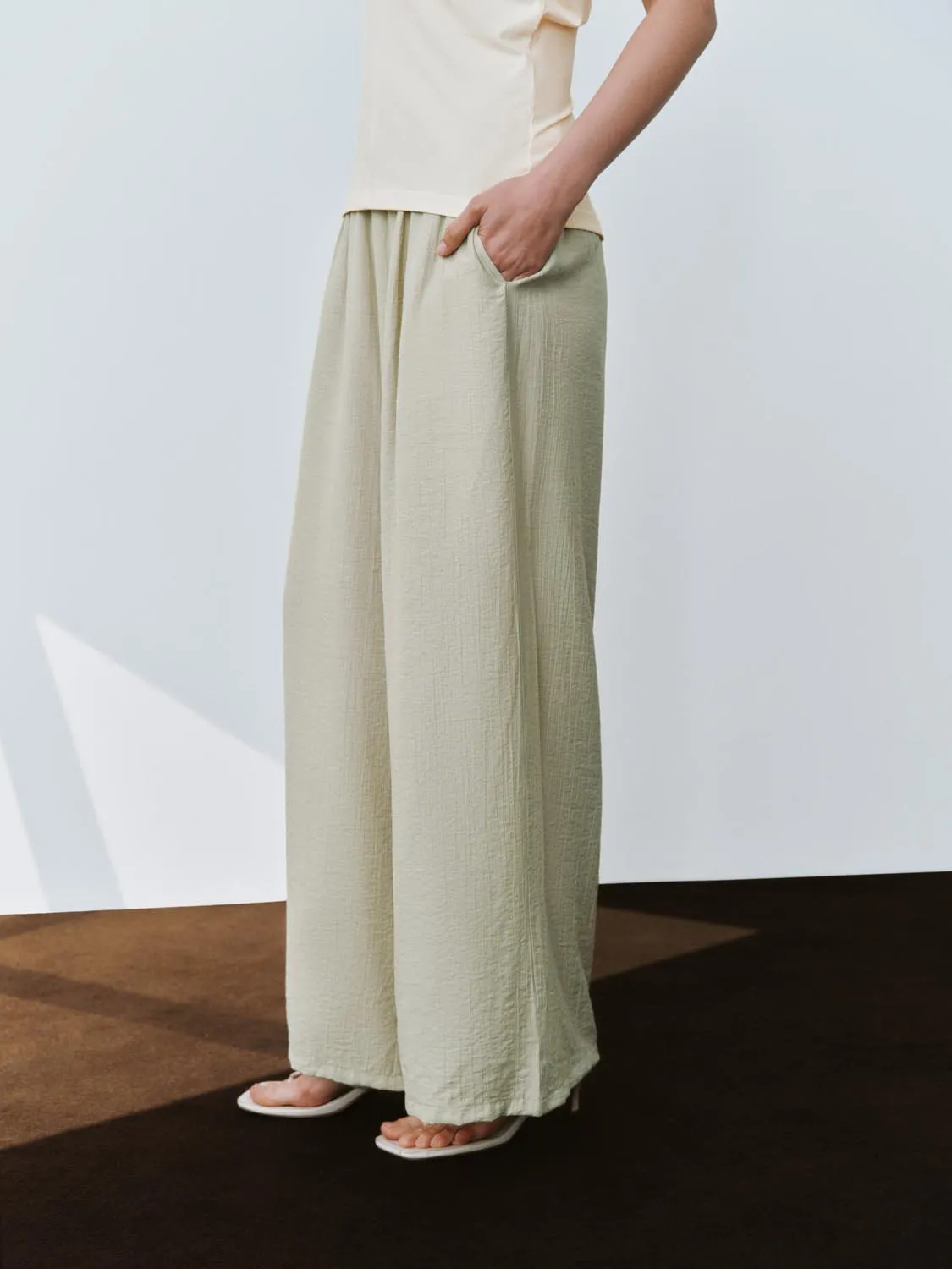 Loose Wide-Leg Pants sold by Urban Revivo product image thumbnail 3