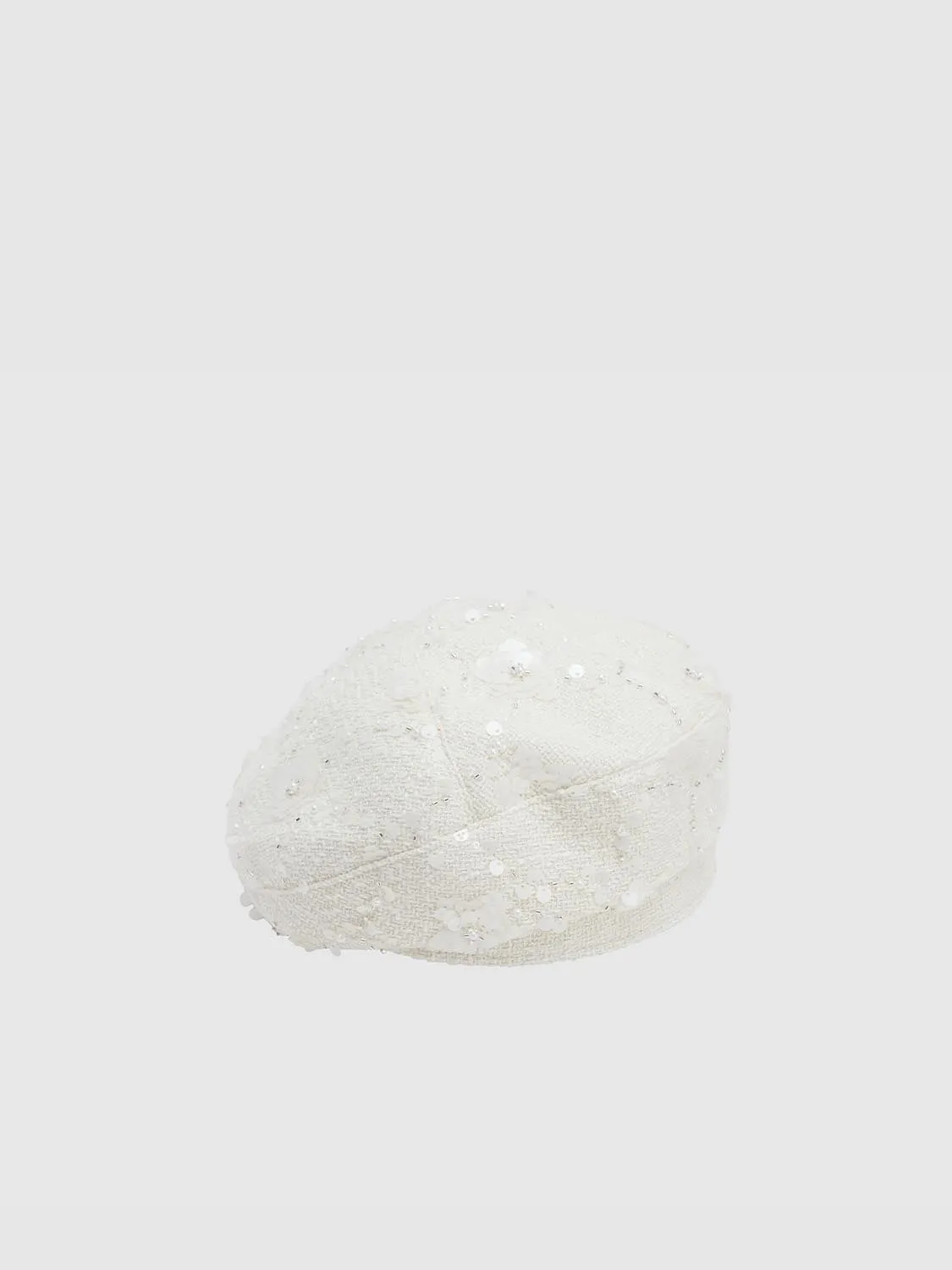 Berets sold by Urban Revivo product image thumbnail 2