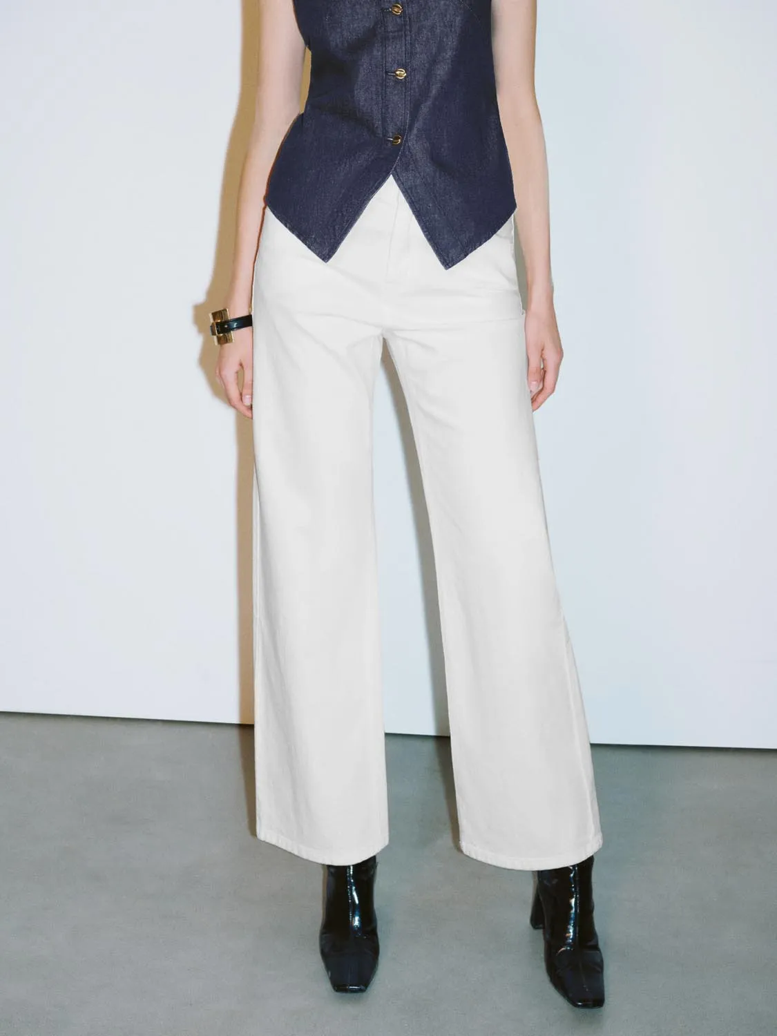 Regular Denim Jeans sold by Urban Revivo product image thumbnail 2