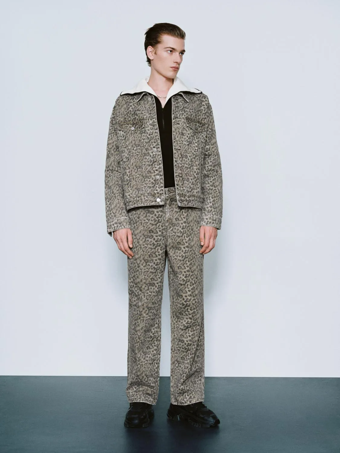 Leopard Printed Denim Jeans sold by Urban Revivo product image thumbnail 5