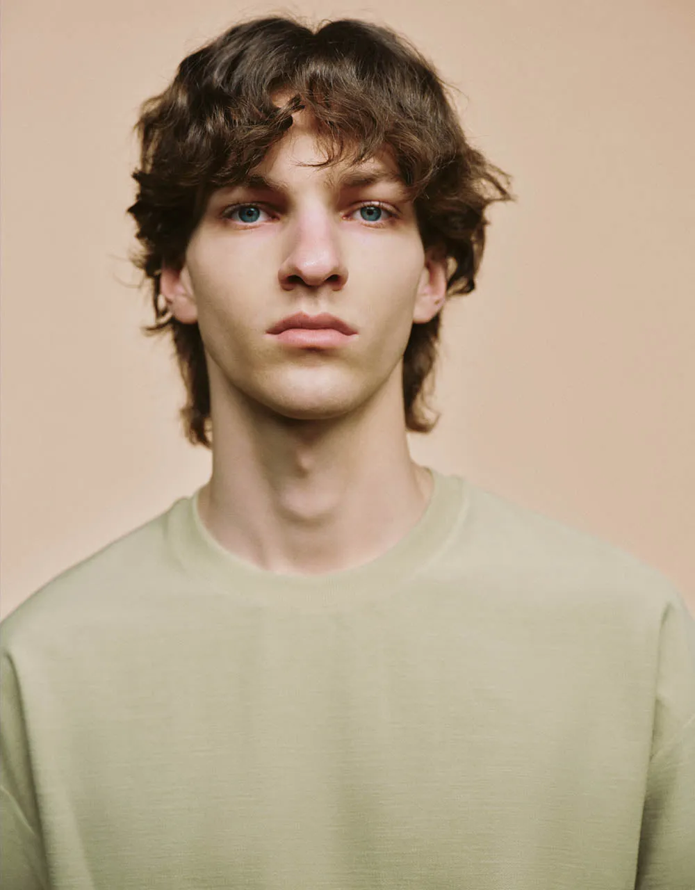 Crew Neck Straight T-Shirt sold by Urban Revivo product image thumbnail 4