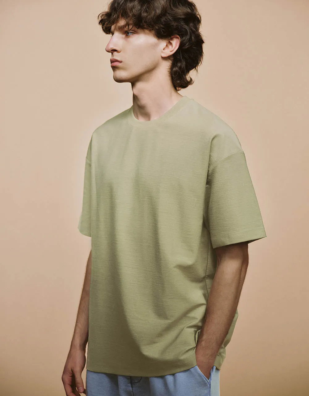 Crew Neck Straight T-Shirt sold by Urban Revivo product image thumbnail 3