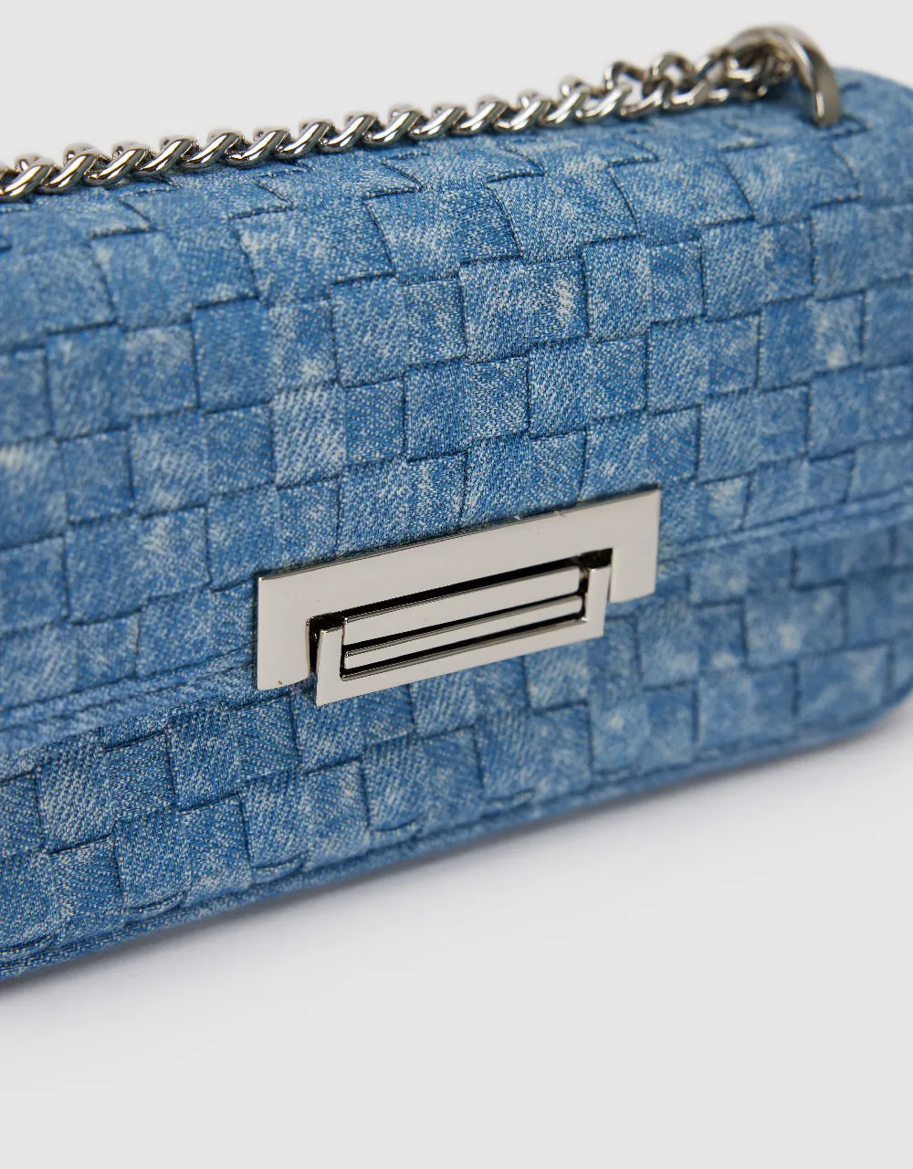 Chained Denim Shoulder Bag sold by Urban Revivo product image thumbnail 4