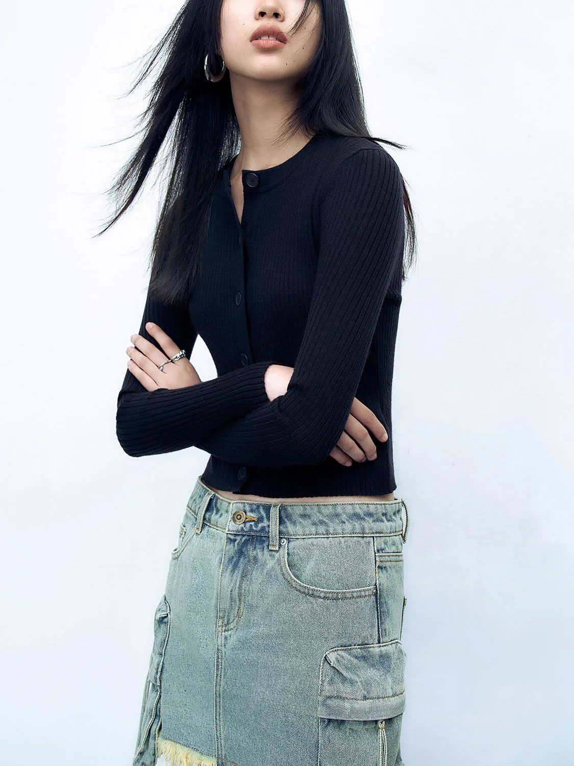 Crew Neck Button Up Knitted Cardigans sold by Urban Revivo product image thumbnail 3