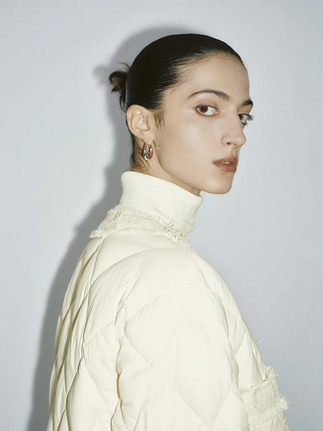 V-Neck Quilted Down Cardigans sold by Urban Revivo product image thumbnail 3