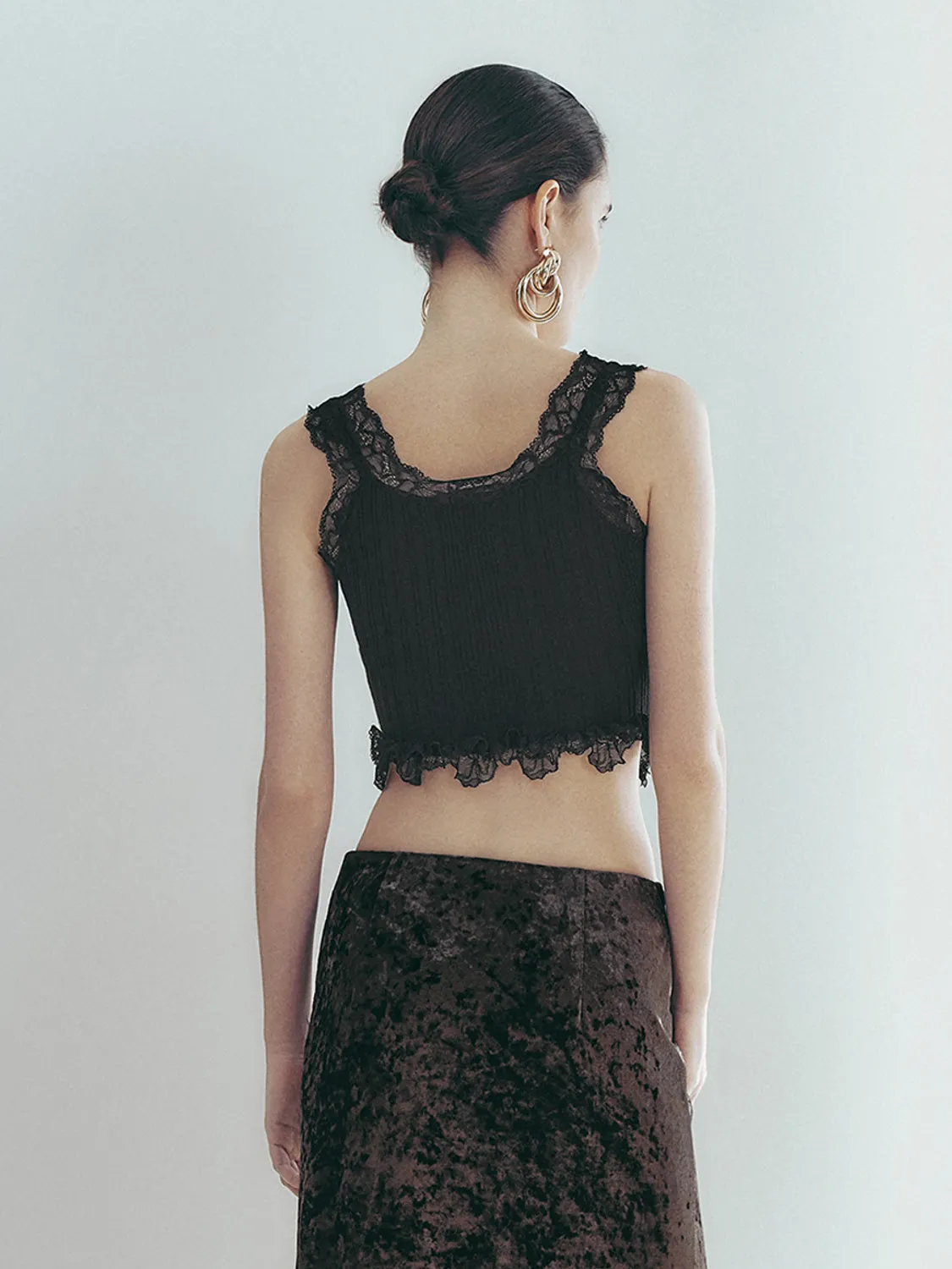 Lace Cami Cropped Tank Tops sold by Urban Revivo product image thumbnail 2