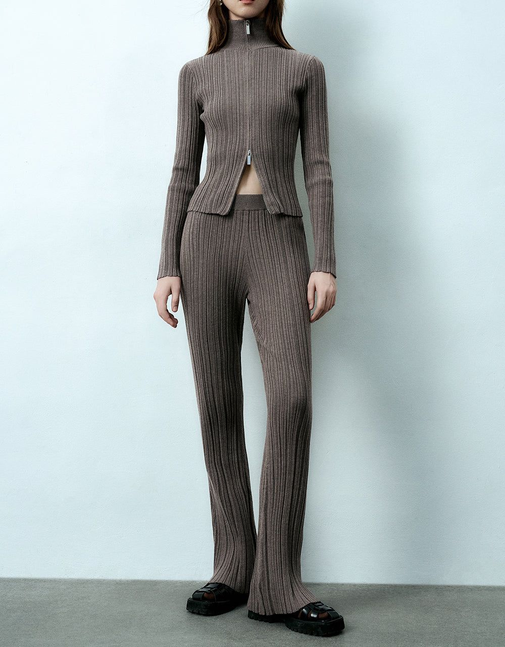 Flare Knitted Pants sold by Urban Revivo product image thumbnail 2