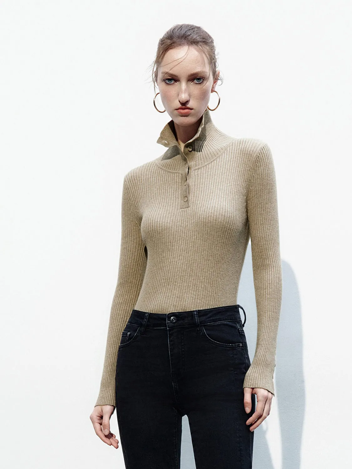 Lapel Knitted Long Sleeve T-Shirts sold by Urban Revivo