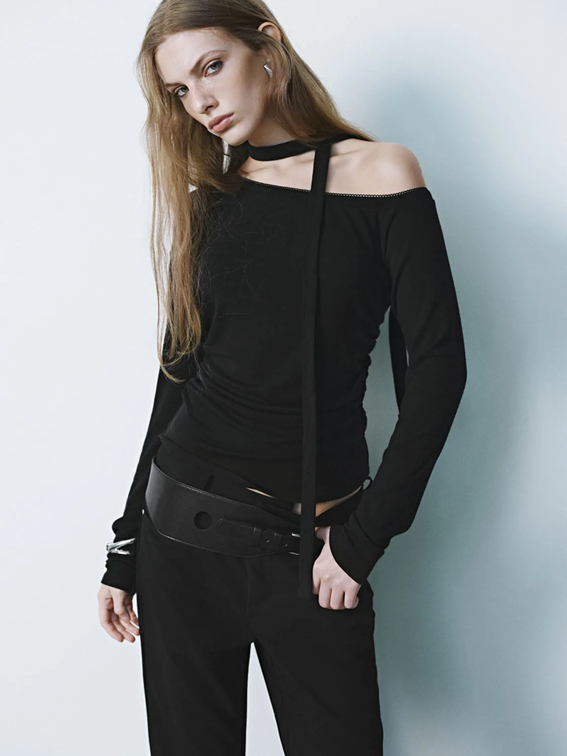 Cold Shoulder T-Shirts sold by Urban Revivo