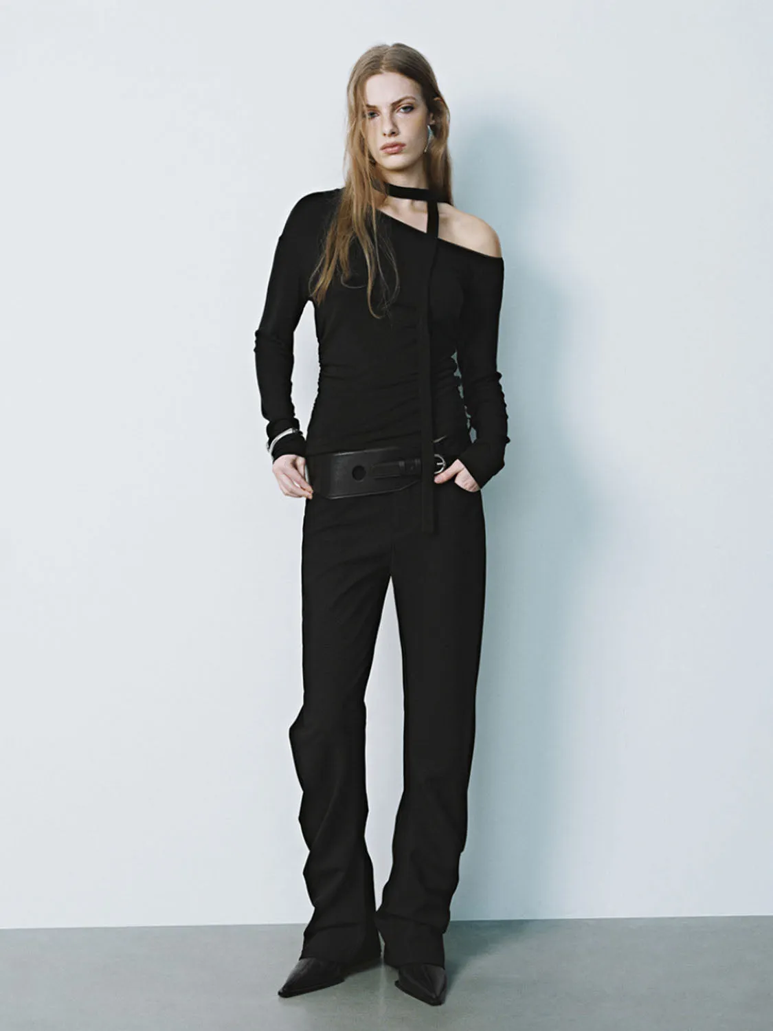 Cold Shoulder T-Shirts sold by Urban Revivo product image thumbnail 4