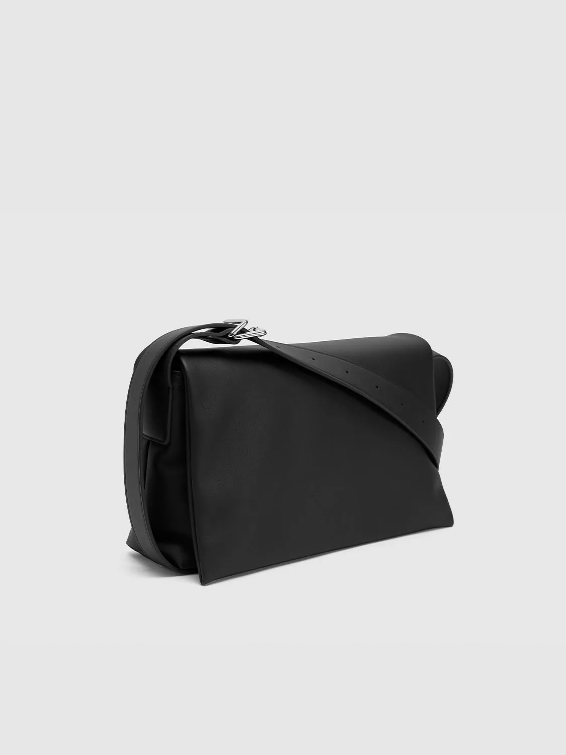 Crossbody Bags sold by Urban Revivo product image thumbnail 2