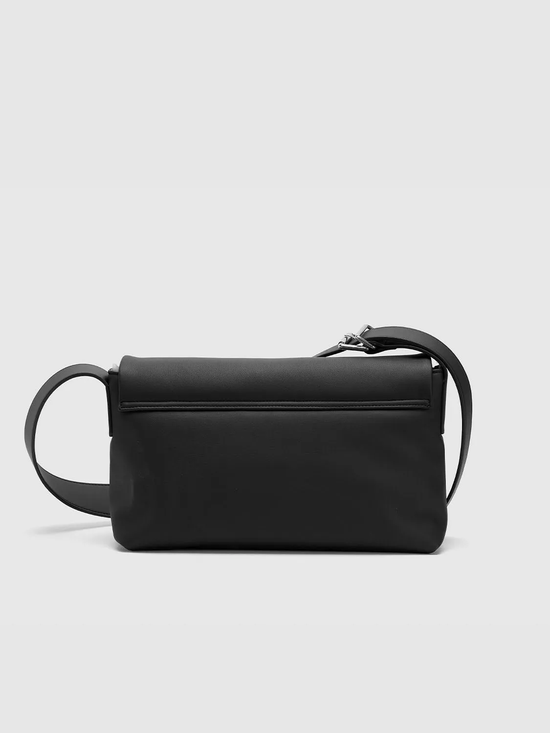 Crossbody Bags sold by Urban Revivo product image thumbnail 3