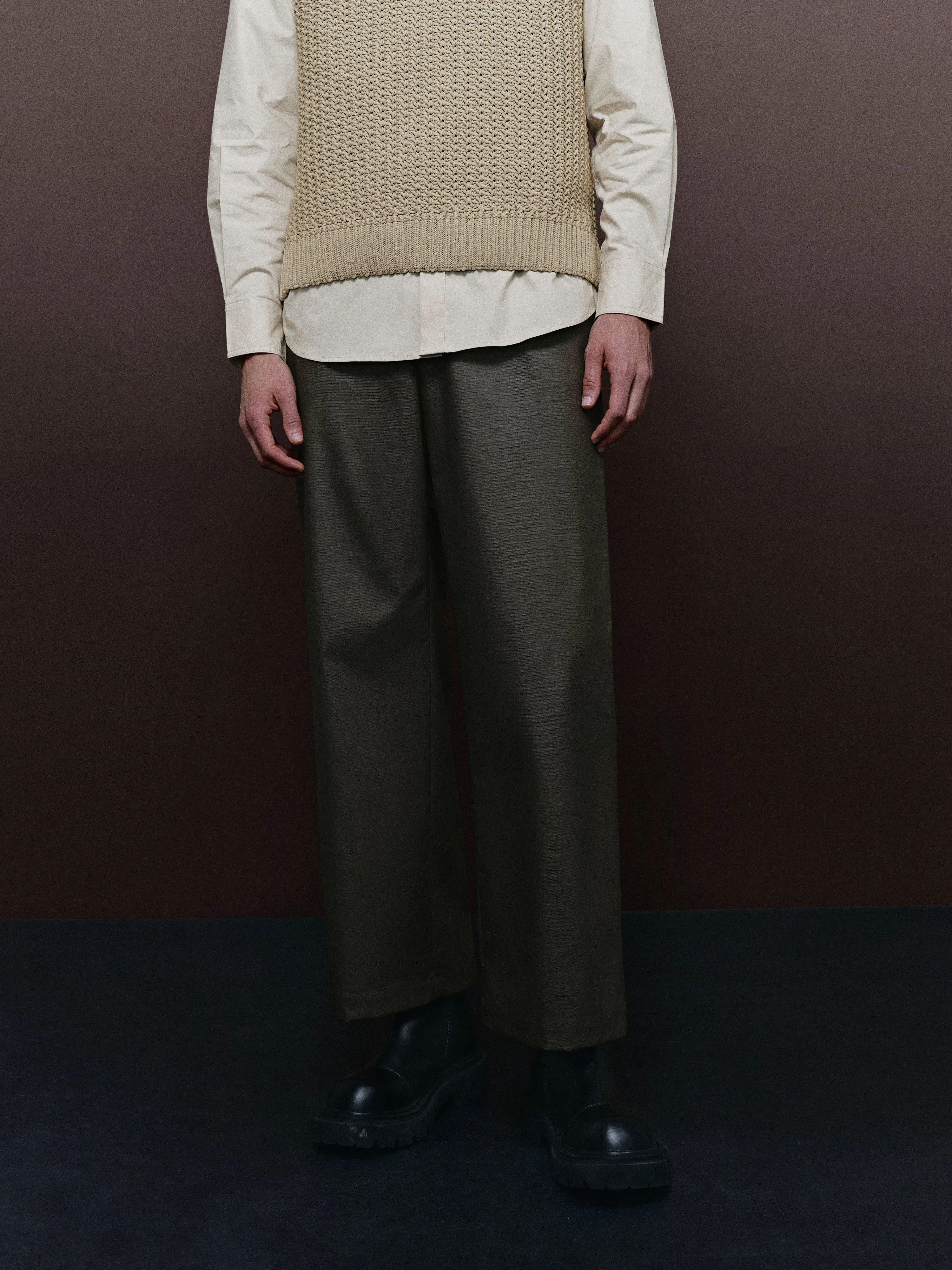 Loose Straight Pants sold by Urban Revivo product image thumbnail 3