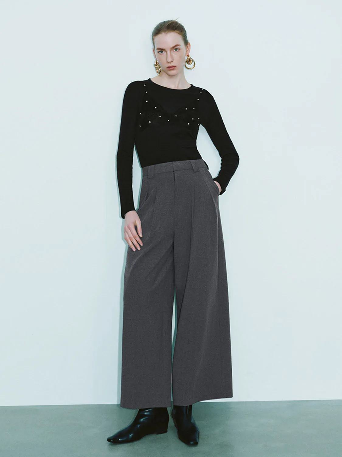 Crew Neck Skinny T-Shirts sold by Urban Revivo product image thumbnail 4