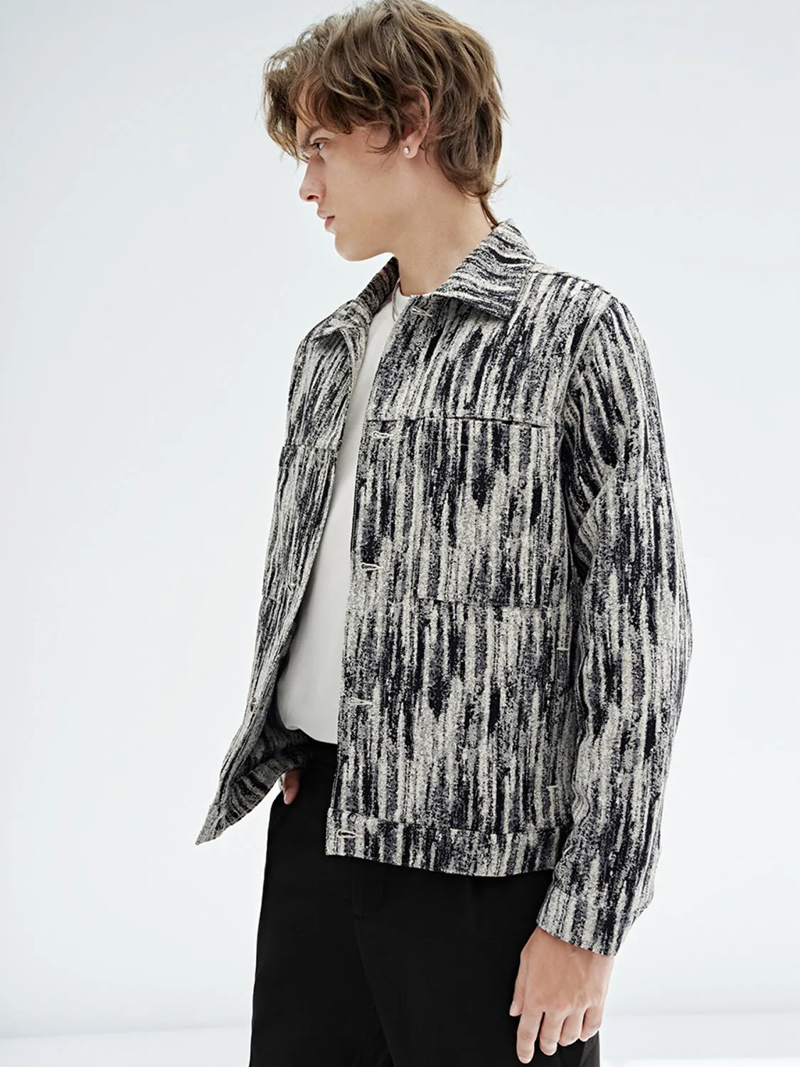 Drop Shoulder Sleeve Denim Jackets sold by Urban Revivo product image thumbnail 5