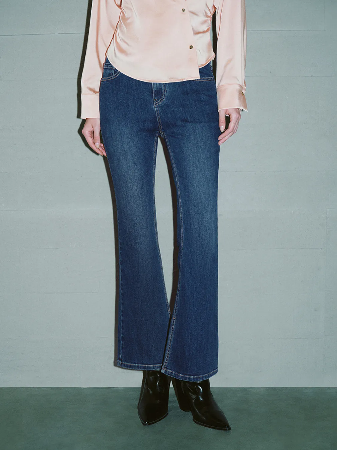 Flare Denim Jeans sold by Urban Revivo product image thumbnail 2