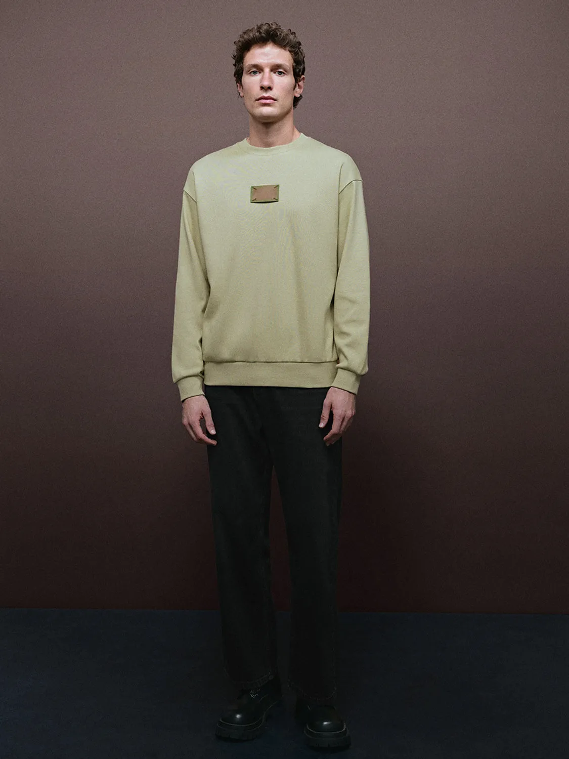 Standard Sleeve Sweatshirts sold by Urban Revivo product image thumbnail 3