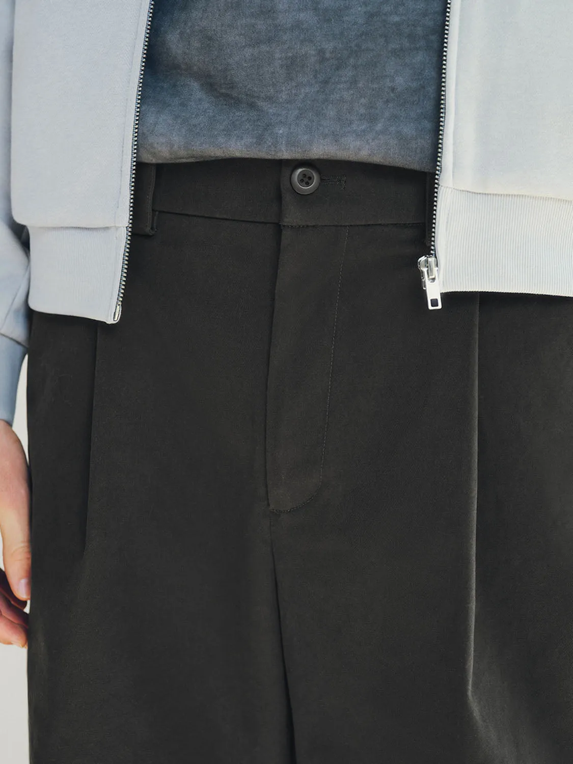 Ruched Wide-Leg Pants sold by Urban Revivo product image thumbnail 4