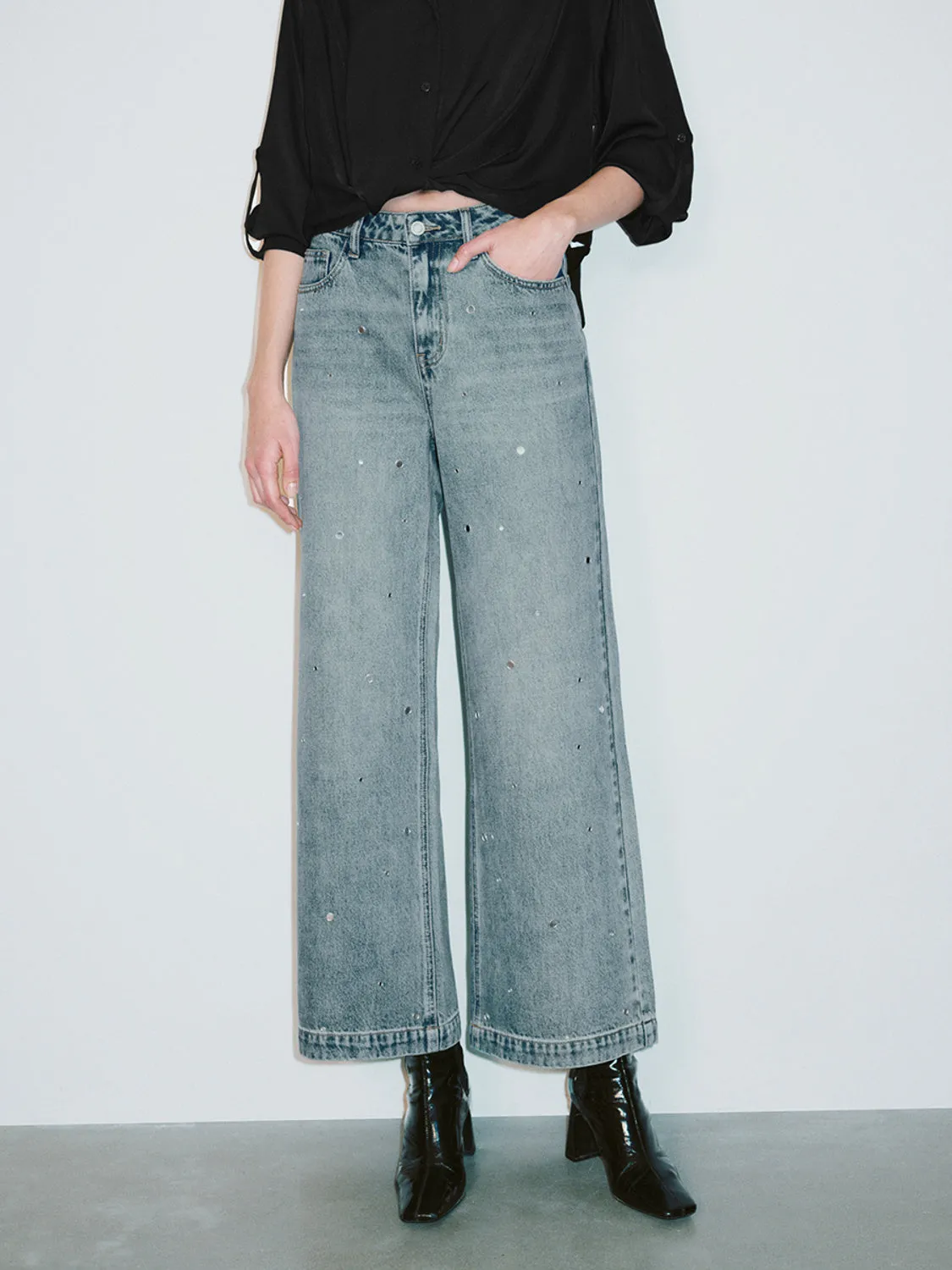 Wide-Leg Denim Jeans sold by Urban Revivo product image thumbnail 2