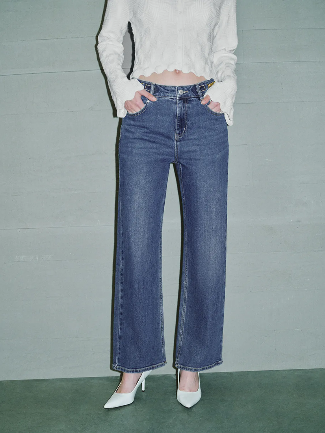Wide-Leg Denim Jeans sold by Urban Revivo product image thumbnail 2
