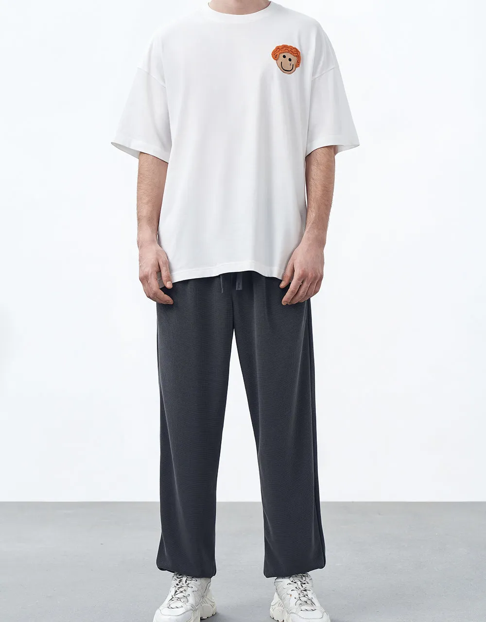 Knitted Fabric Cropped Jogger Pants sold by Urban Revivo product image thumbnail 3