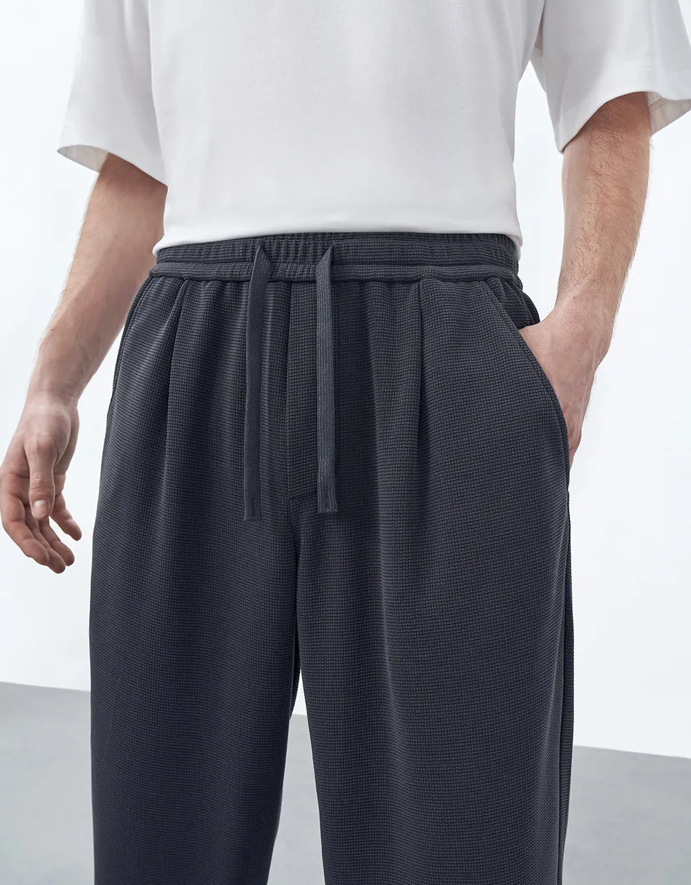 Knitted Fabric Cropped Jogger Pants sold by Urban Revivo product image thumbnail 5