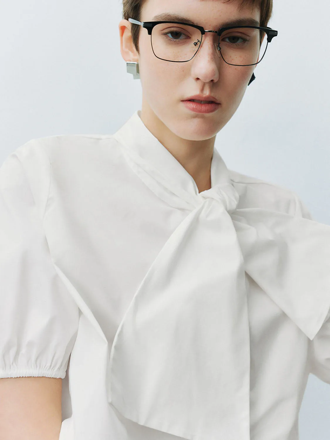 Bow Décor Short Sleeve Shirts sold by Urban Revivo product image thumbnail 3