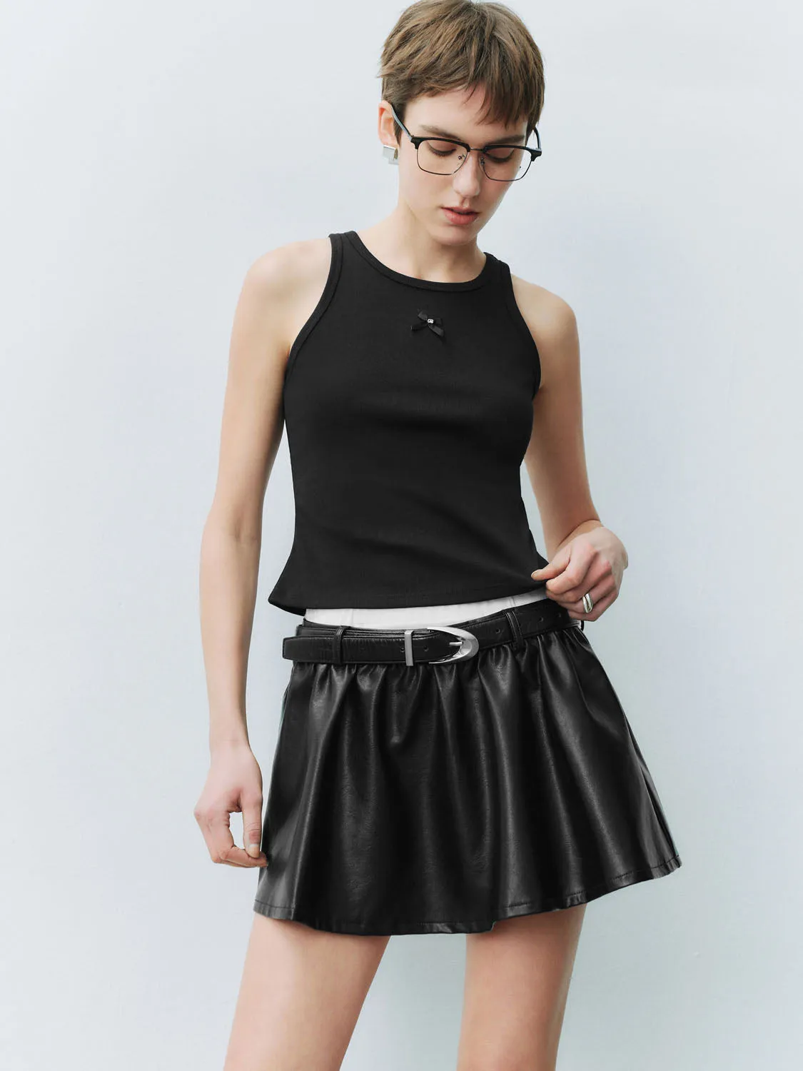 U-Neck Tank Tops sold by Urban Revivo product image thumbnail 2