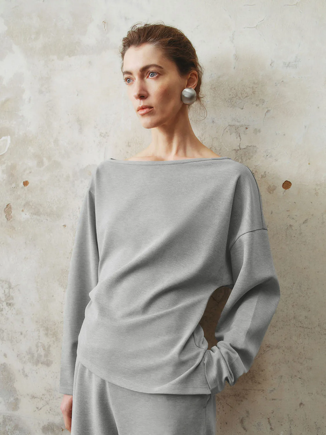 Crew Neck Loose T-Shirts sold by Urban Revivo product image thumbnail 4