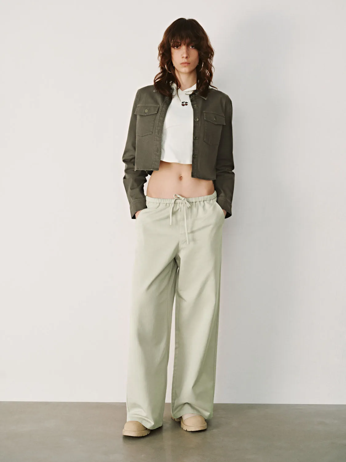 Cropped Long Sleeve Shirts sold by Urban Revivo product image thumbnail 4