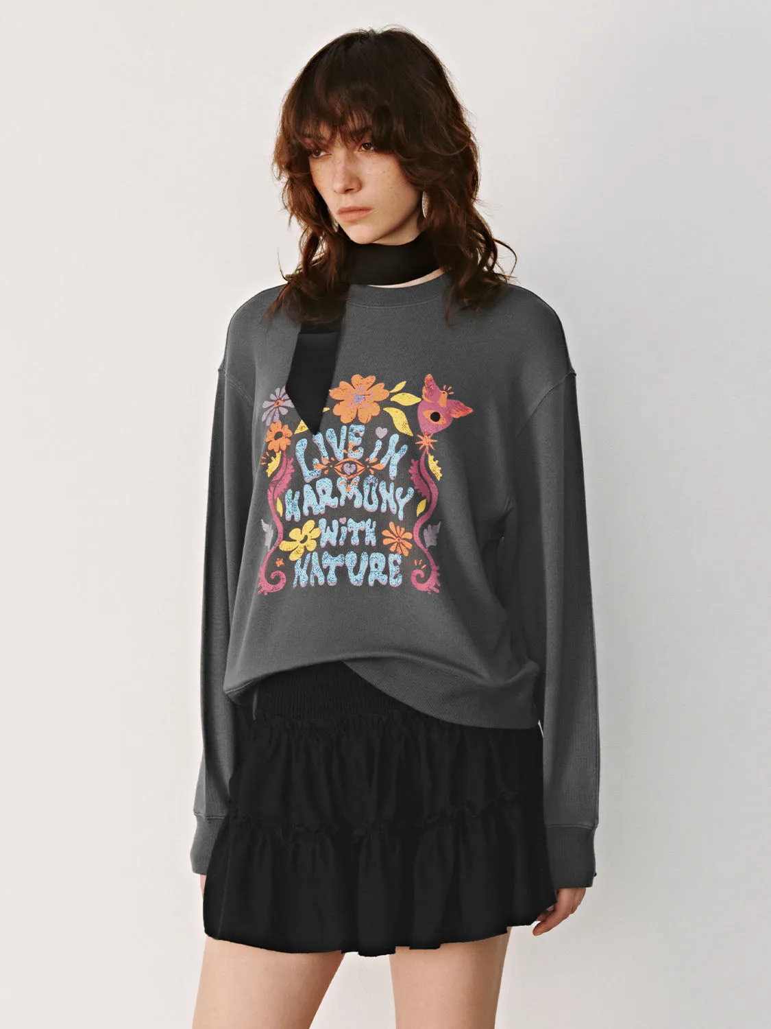 Crew Neck Loose Sweatshirts sold by Urban Revivo