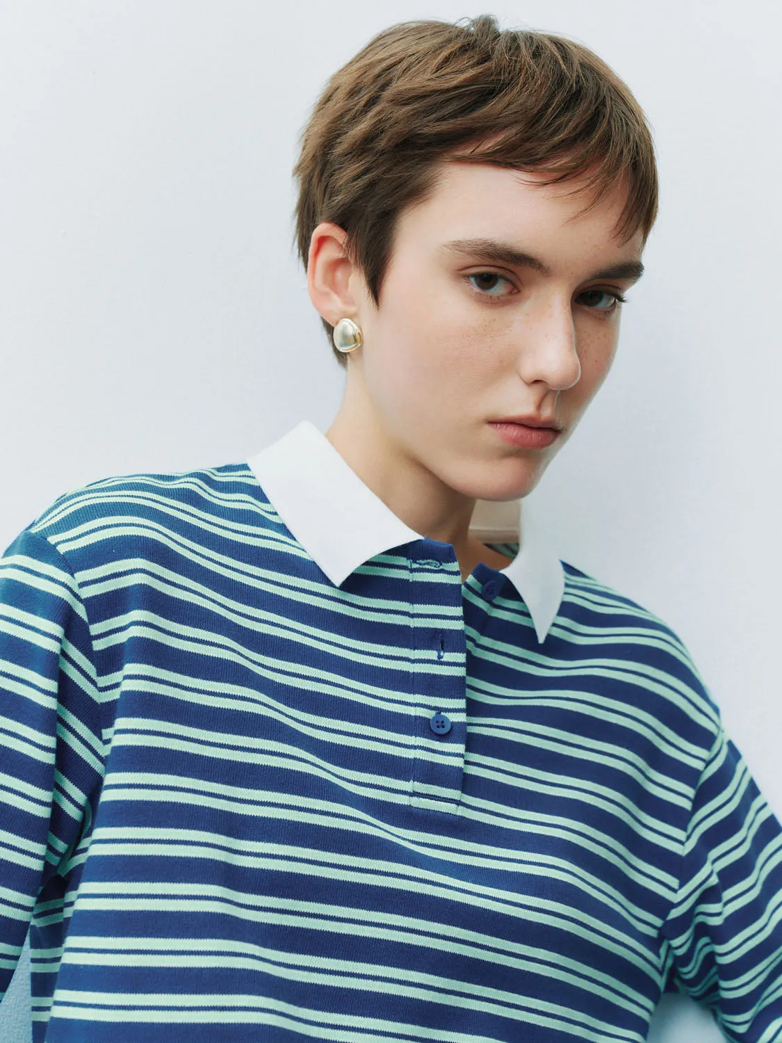 Striped Loose T-Shirts sold by Urban Revivo product image thumbnail 4